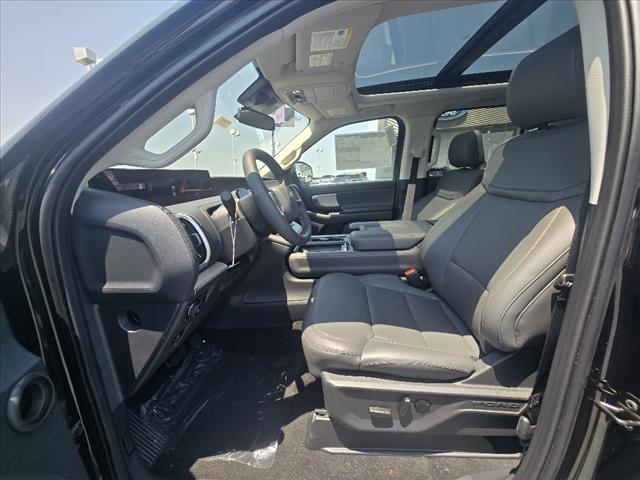 new 2025 Ford Expedition car, priced at $71,210