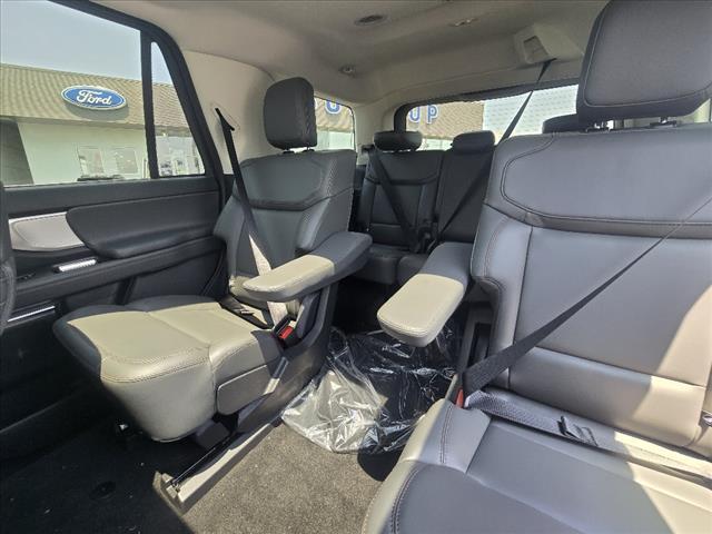 new 2025 Ford Expedition car, priced at $71,210
