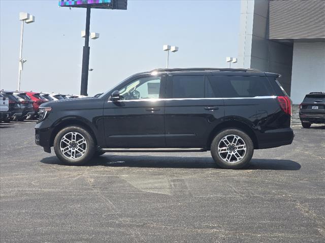 new 2025 Ford Expedition car, priced at $71,210