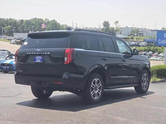 new 2025 Ford Expedition car, priced at $71,210