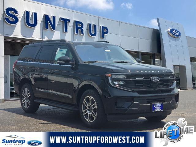 new 2025 Ford Expedition car, priced at $71,210