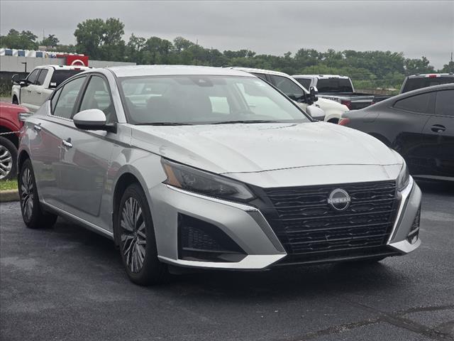 used 2023 Nissan Altima car, priced at $20,947
