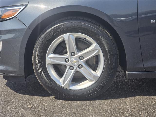 used 2021 Chevrolet Malibu car, priced at $14,314