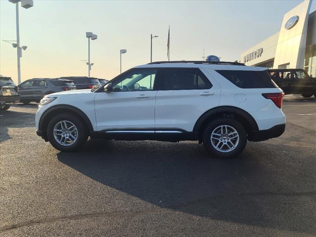 new 2025 Ford Explorer car, priced at $42,995