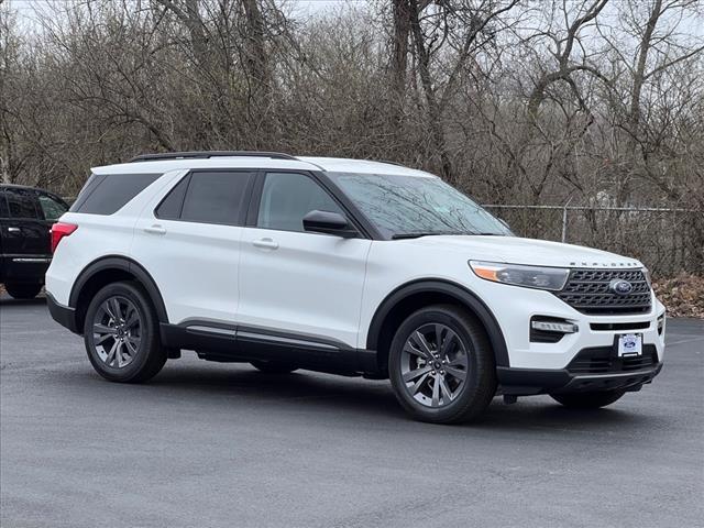 new 2024 Ford Explorer car, priced at $42,588
