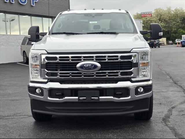 new 2025 Ford F-350 car, priced at $65,529