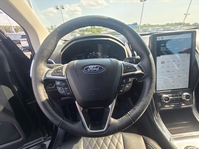 used 2024 Ford Edge car, priced at $29,326