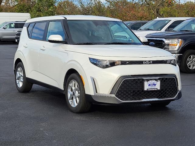 used 2024 Kia Soul car, priced at $18,571