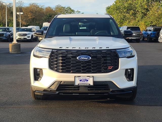 new 2025 Ford Explorer car, priced at $59,995