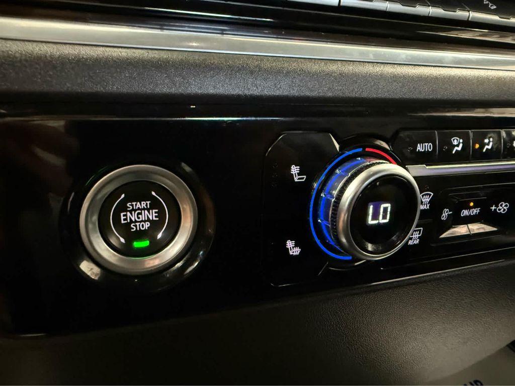 used 2022 GMC Sierra 1500 car, priced at $49,988