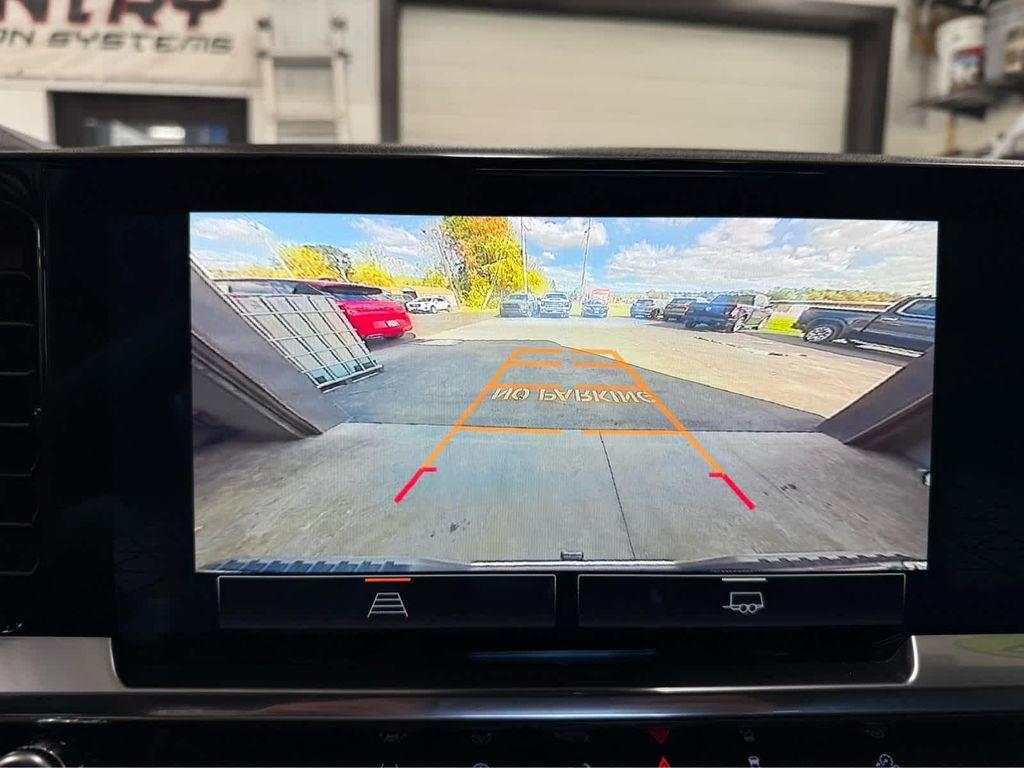 used 2022 GMC Sierra 1500 car, priced at $49,988