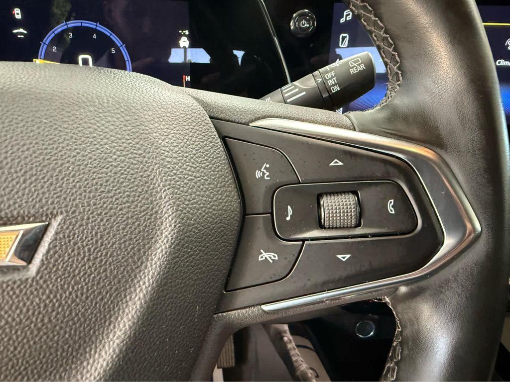 used 2025 Chevrolet Trax car, priced at $27,900