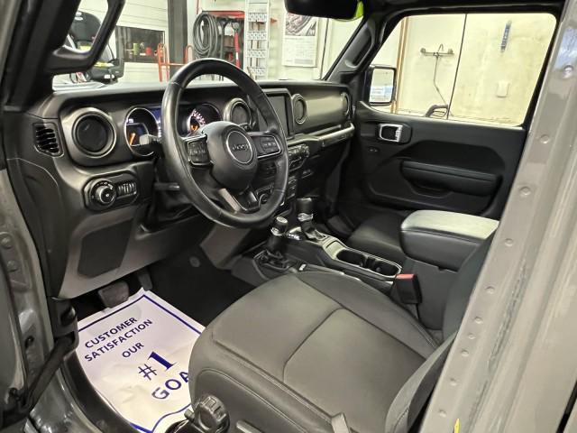 used 2022 Jeep Wrangler Unlimited car, priced at $32,900