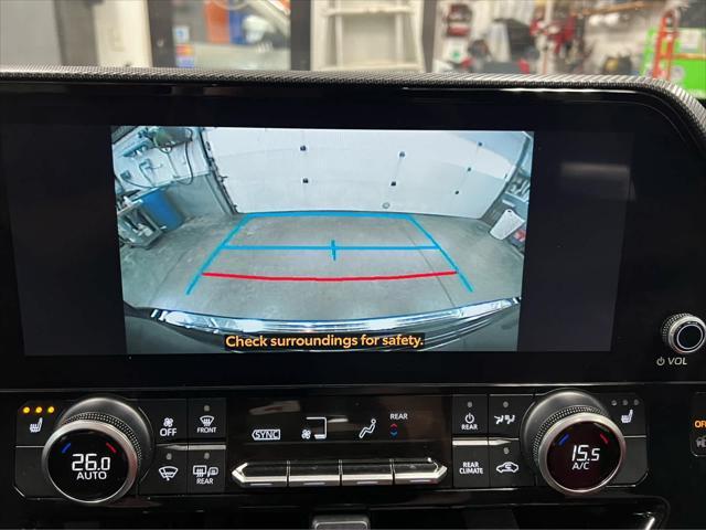 used 2024 Toyota Highlander car, priced at $47,900
