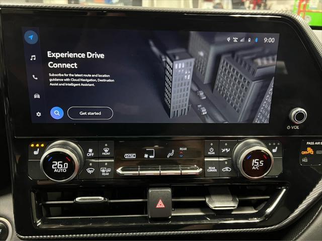 used 2024 Toyota Highlander car, priced at $47,900