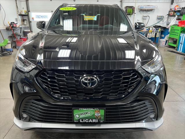 used 2024 Toyota Highlander car, priced at $47,900