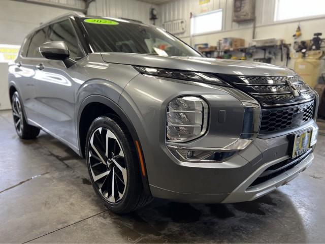 used 2022 Mitsubishi Outlander car, priced at $27,900