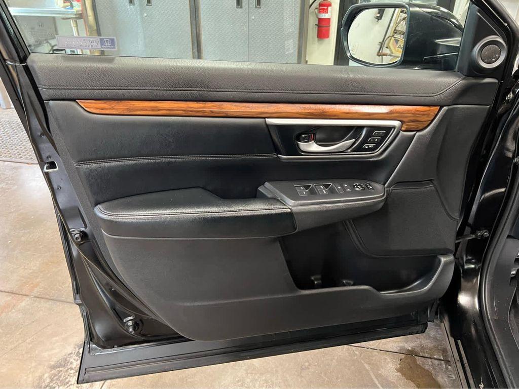 used 2022 Honda CR-V car, priced at $32,795