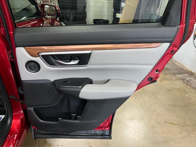 used 2021 Honda CR-V car, priced at $29,900