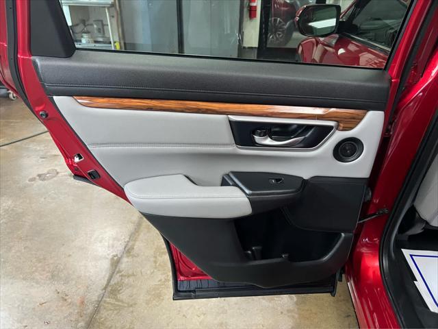 used 2021 Honda CR-V car, priced at $29,900