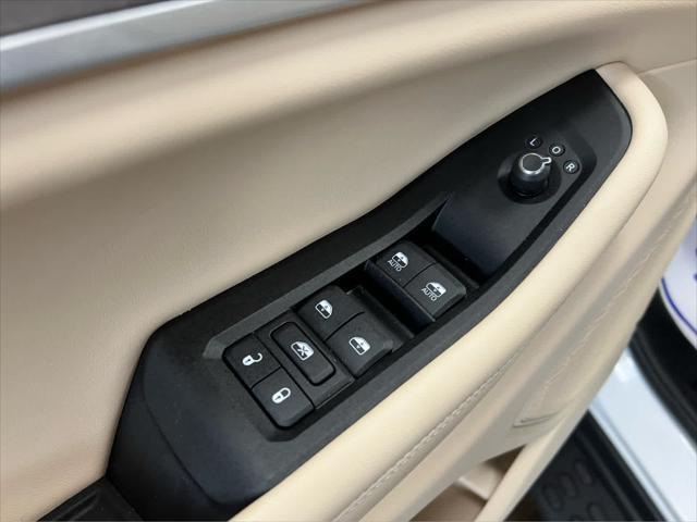 used 2023 Jeep Grand Cherokee L car, priced at $39,900