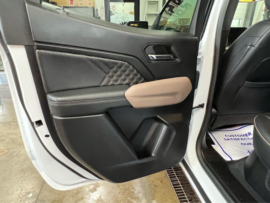 used 2024 GMC Canyon car, priced at $50,900
