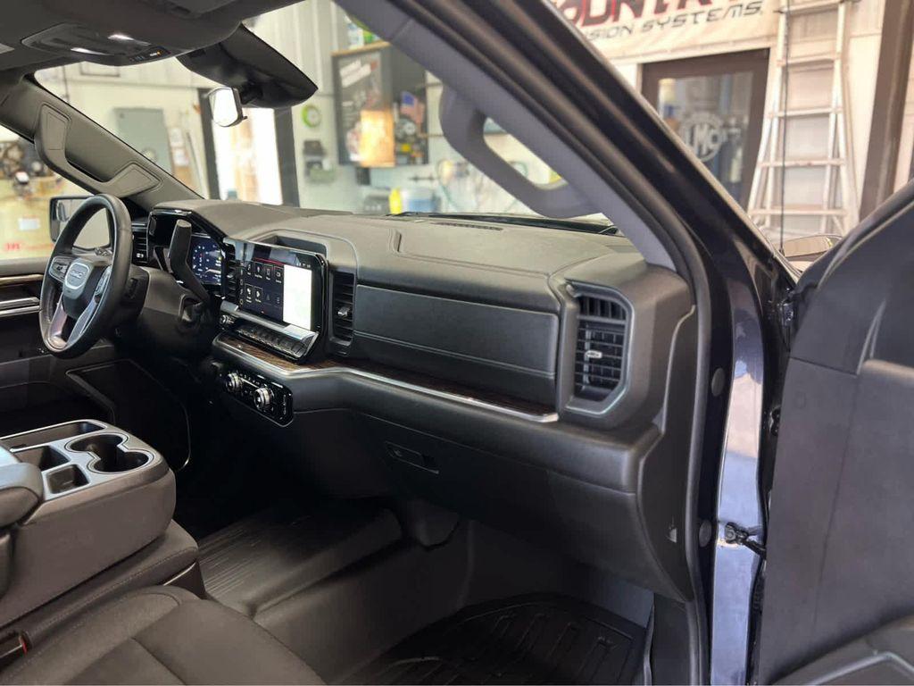 used 2023 GMC Sierra 1500 car, priced at $49,988