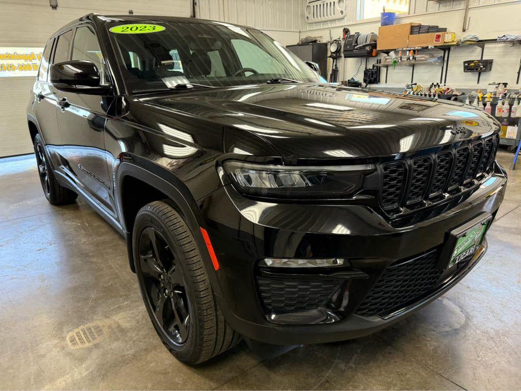used 2023 Jeep Grand Cherokee car, priced at $35,488