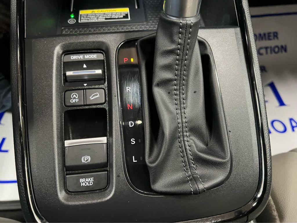 used 2024 Honda CR-V car, priced at $37,395