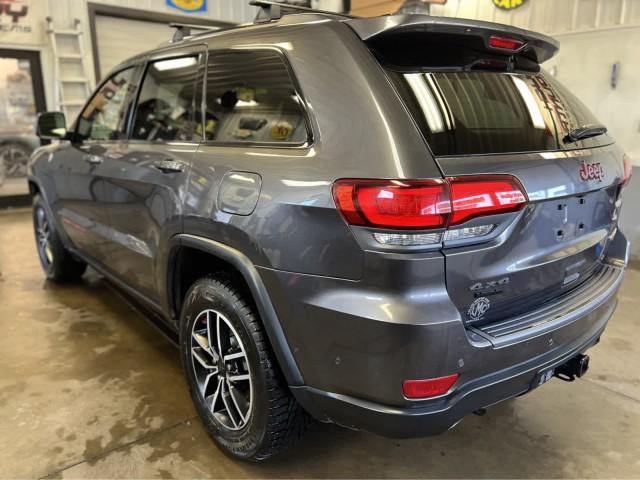 used 2019 Jeep Grand Cherokee car, priced at $33,400