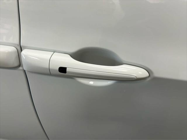 used 2023 Chrysler Pacifica car, priced at $31,900