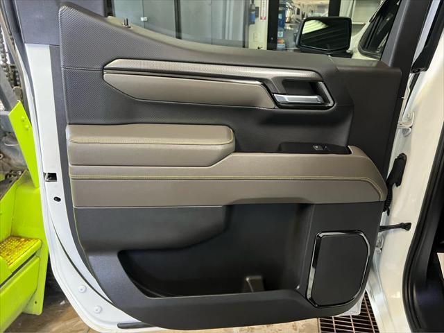 used 2022 Chevrolet Silverado 1500 car, priced at $59,995