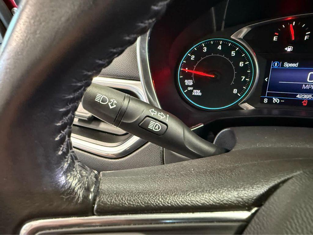 used 2020 Chevrolet Equinox car, priced at $23,900
