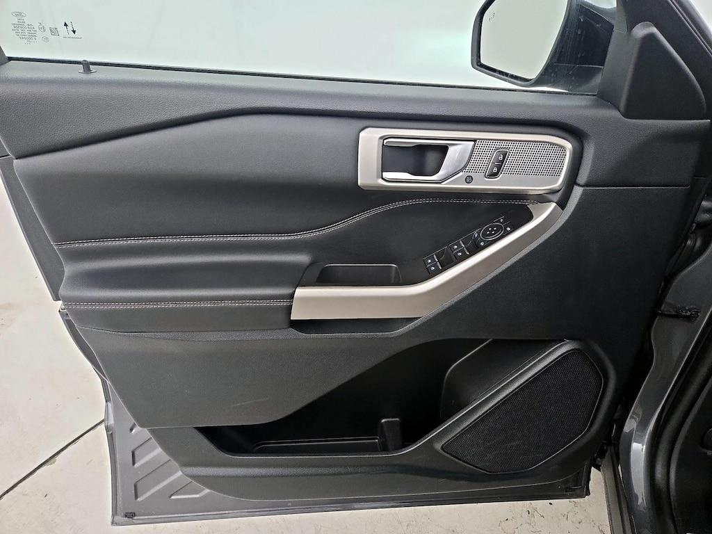 used 2023 Ford Explorer car, priced at $28,998