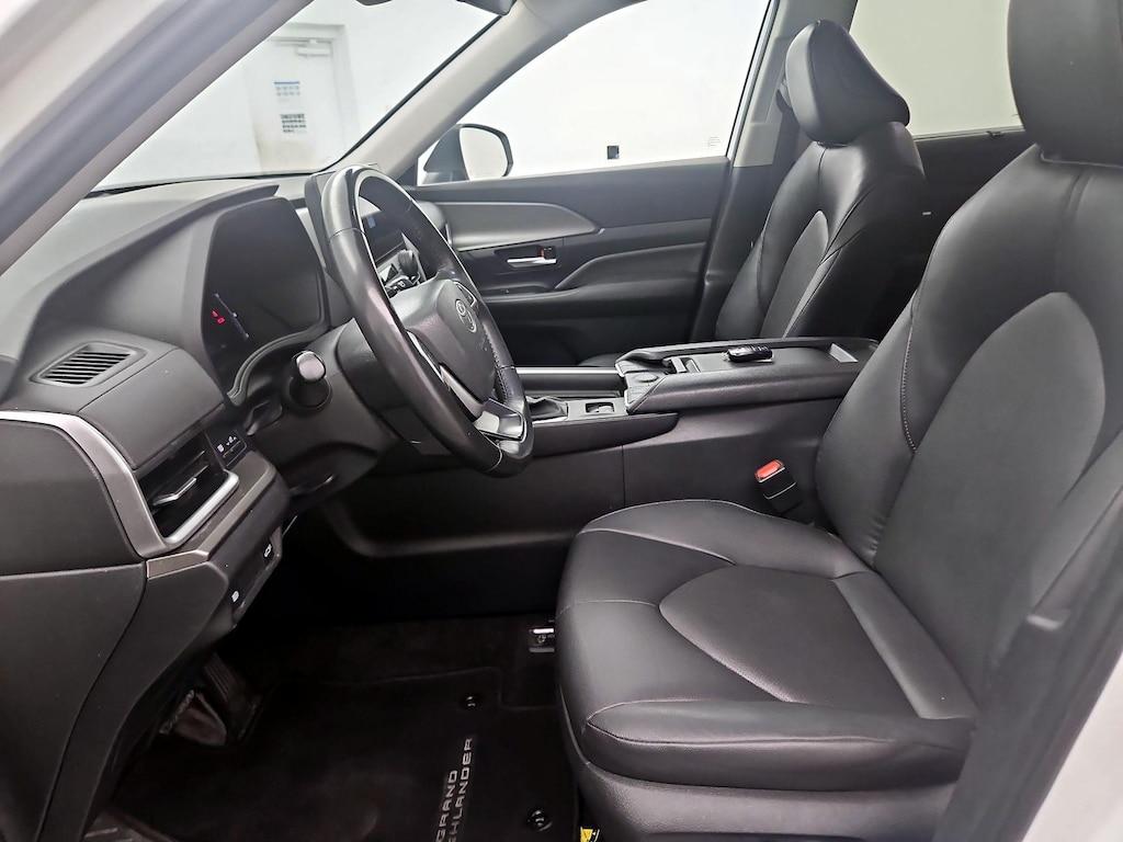used 2024 Toyota Grand Highlander car, priced at $35,998