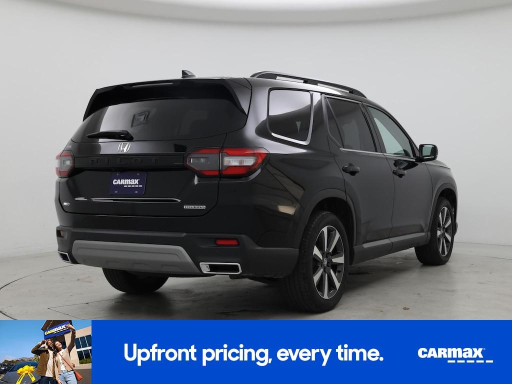 used 2025 Honda Pilot car, priced at $46,998