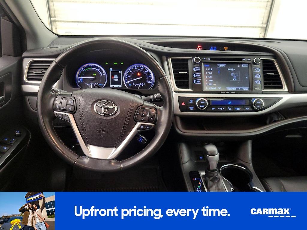 used 2019 Toyota Highlander Hybrid car, priced at $22,998
