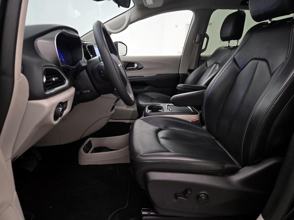 used 2023 Chrysler Pacifica car, priced at $27,998