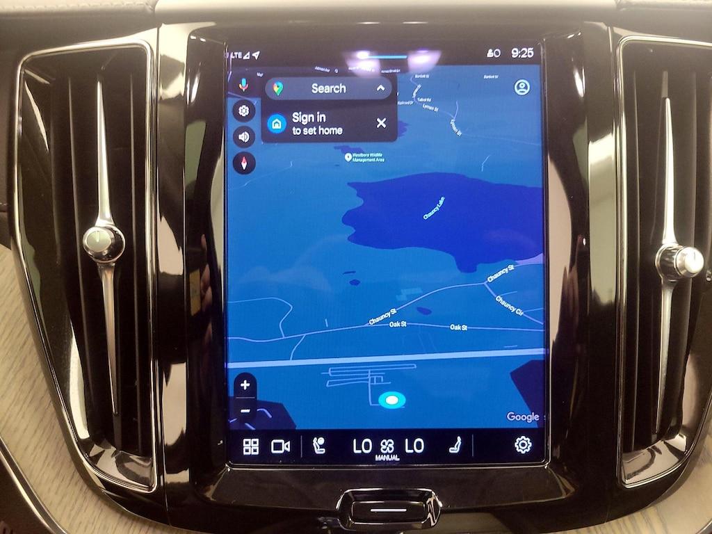 used 2022 Volvo XC60 car, priced at $34,998