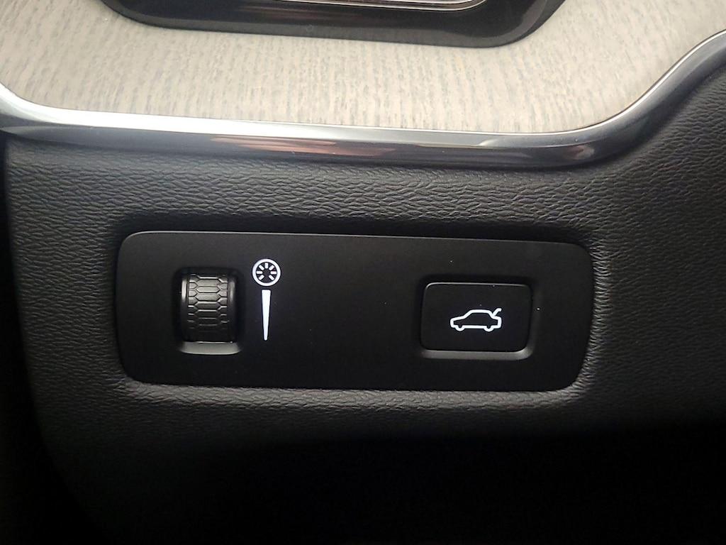 used 2022 Volvo XC60 car, priced at $34,998