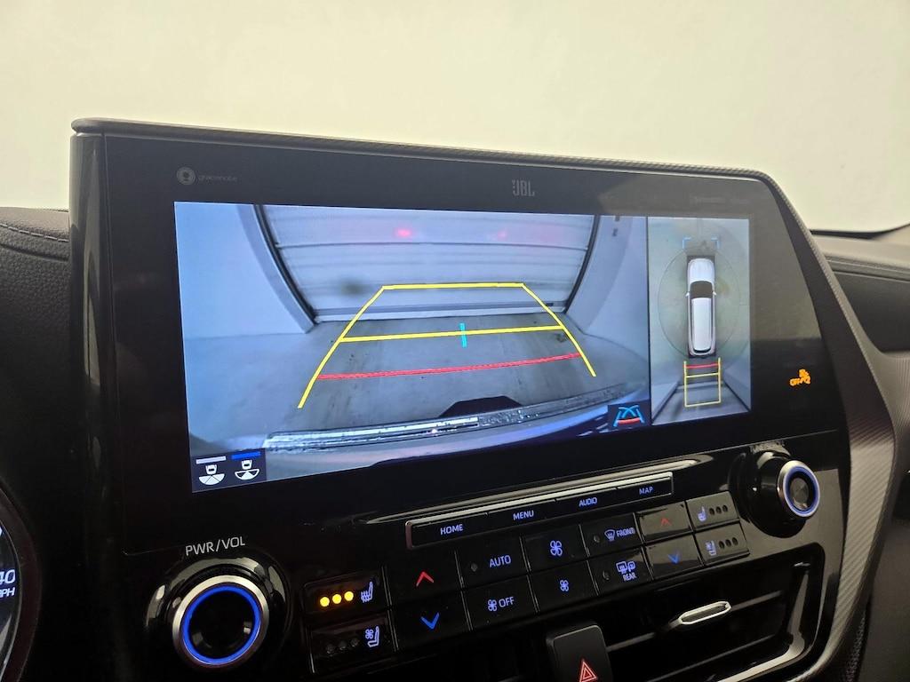 used 2020 Toyota Highlander car, priced at $38,998