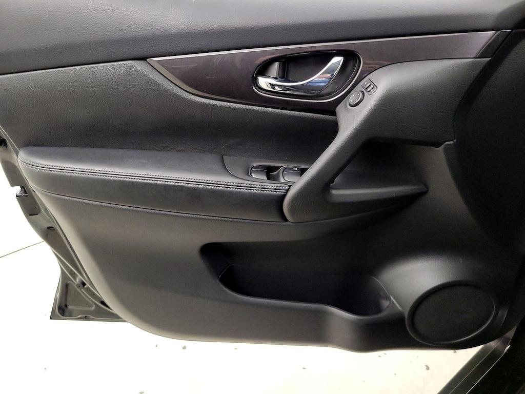 used 2019 Nissan Rogue car, priced at $18,998