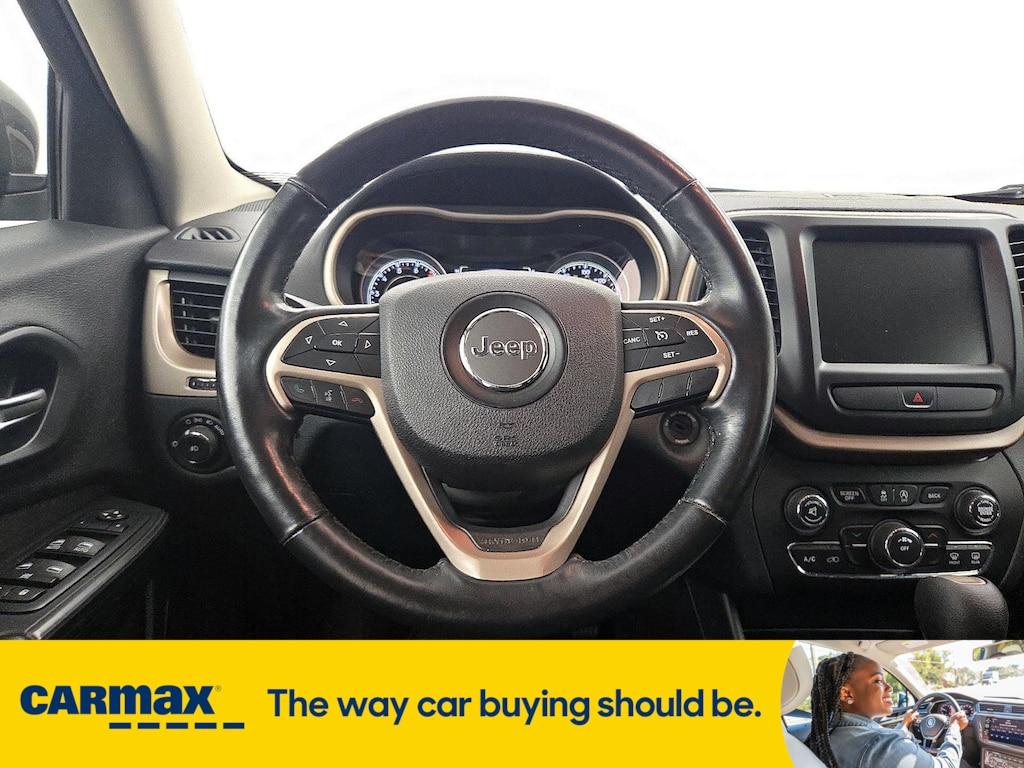 used 2016 Jeep Cherokee car, priced at $13,998
