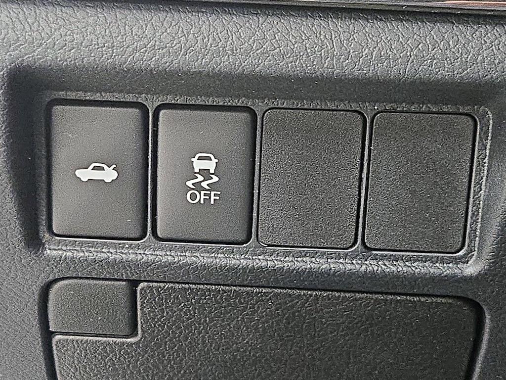 used 2014 Toyota Avalon car, priced at $17,998