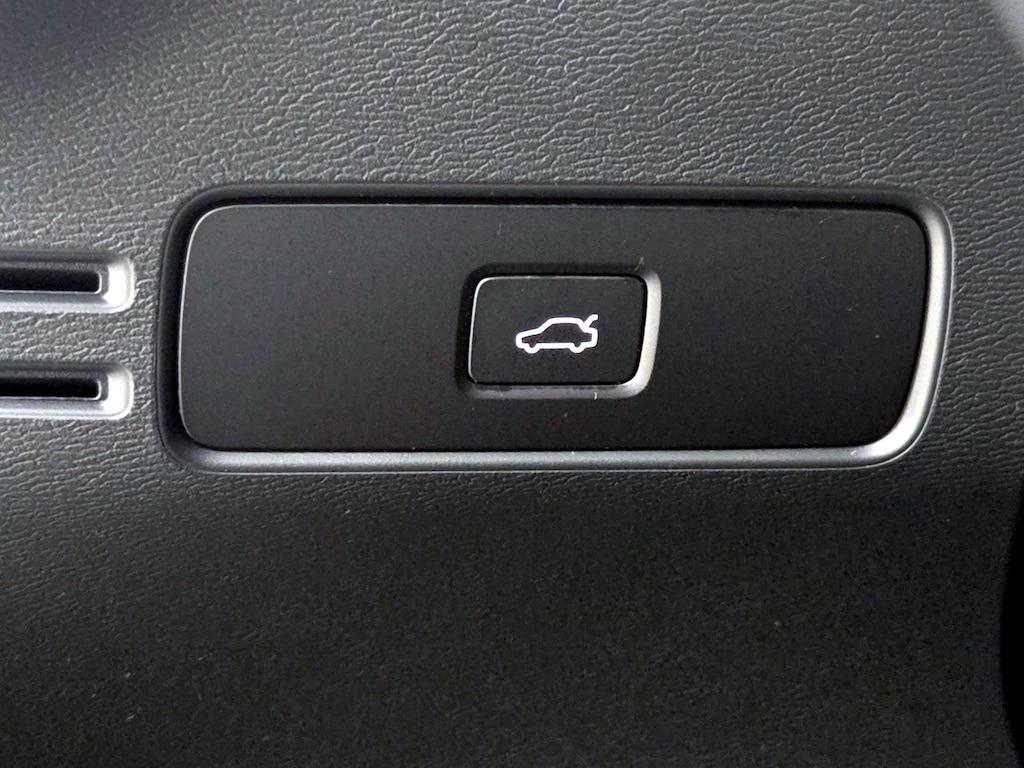 used 2023 Volvo XC40 car, priced at $29,998