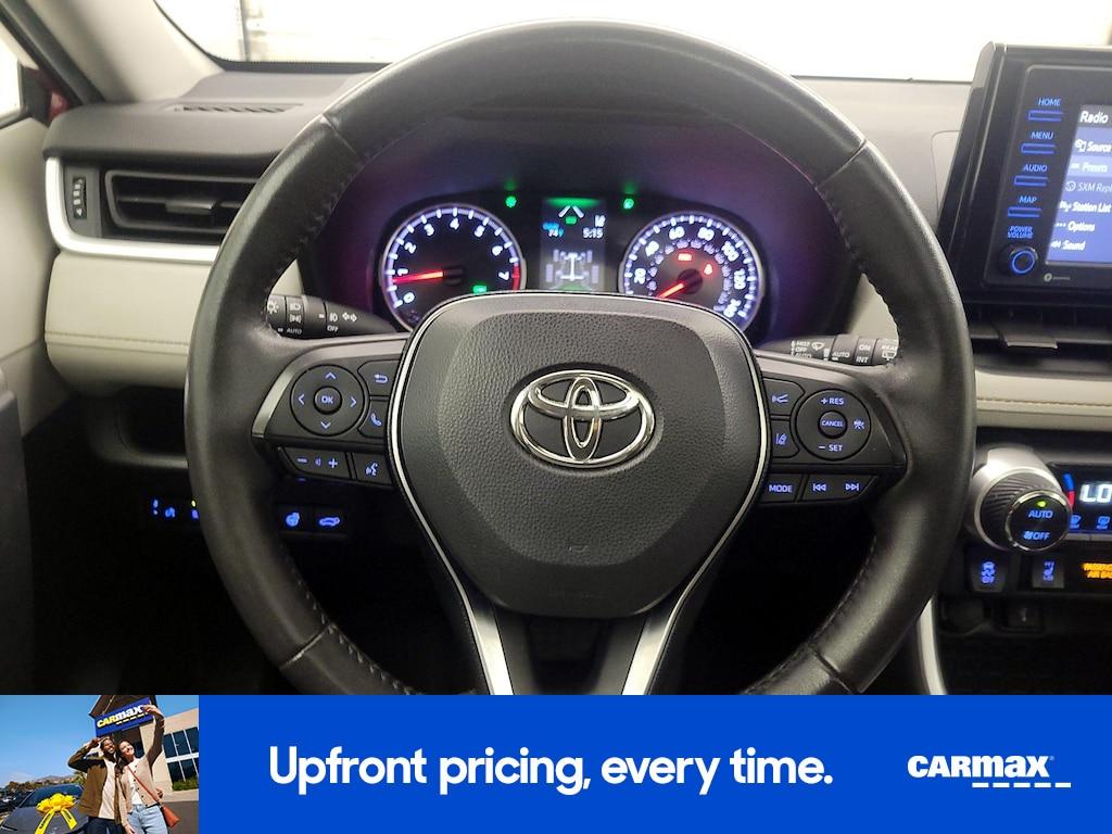 used 2020 Toyota RAV4 car, priced at $26,998