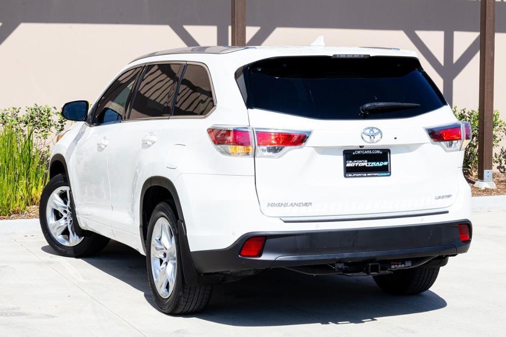 used 2016 Toyota Highlander car, priced at $21,799