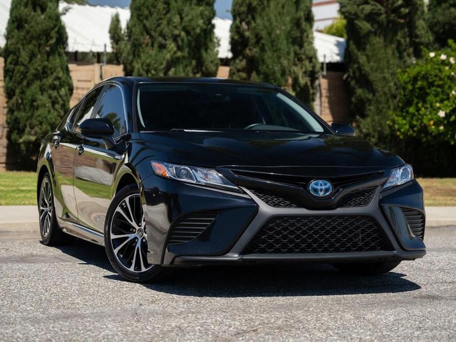 used 2019 Toyota Camry Hybrid car, priced at $24,599