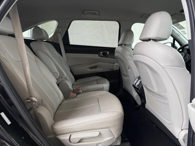used 2023 Kia Sorento Hybrid car, priced at $27,999