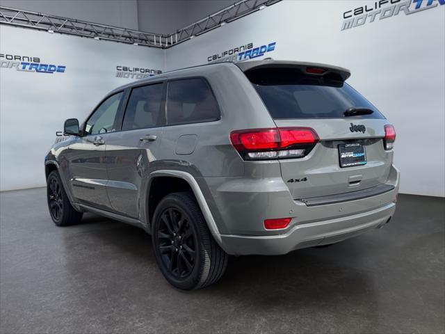 used 2022 Jeep Grand Cherokee car, priced at $26,399